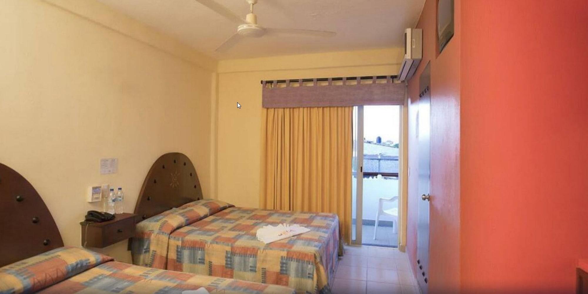 Hotel Mocali à Puerto Vallarta Extérieur photo
