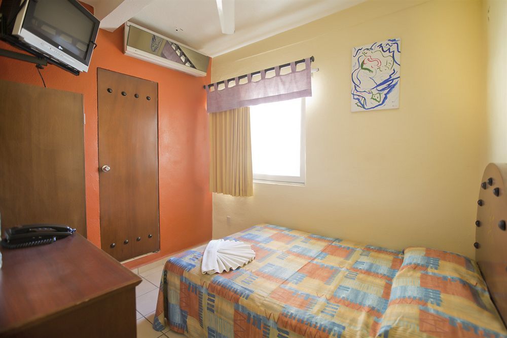 Hotel Mocali à Puerto Vallarta Extérieur photo